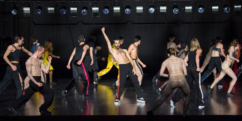 <p>Top ensembles and stars of the contemporary dance scene present their latest creations at the theatre, in the old town, in parks and&nbsp;museums.</p>