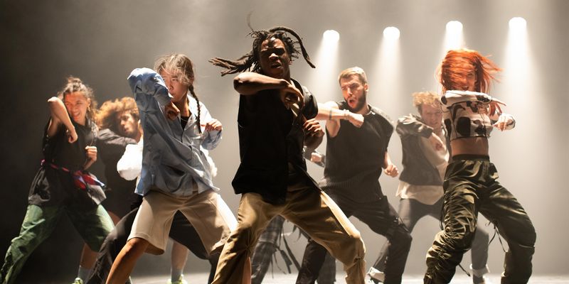 <p>Top ensembles and stars of the contemporary dance scene present their latest creations at the theatre, in the old town, in parks and&nbsp;museums.</p>